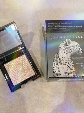 Luminescent Eye Shade - Cheetah by Chantecaille for Women - 0.08 oz Eye Shadow